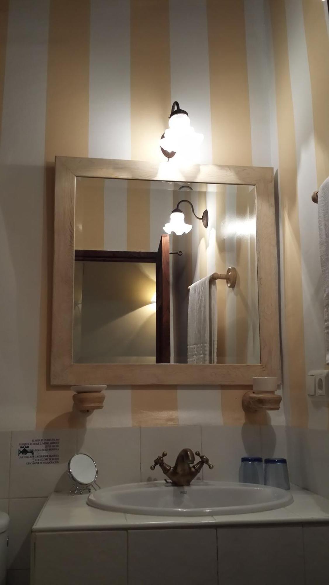 Casa Rural Con Encanto "Los Postigos" Banos De Montemayor Rom bilde