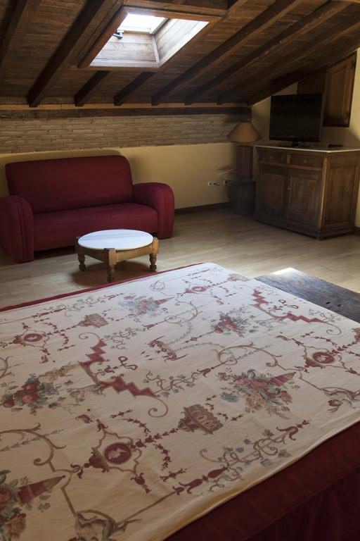 Casa Rural Con Encanto "Los Postigos" Banos De Montemayor Rom bilde